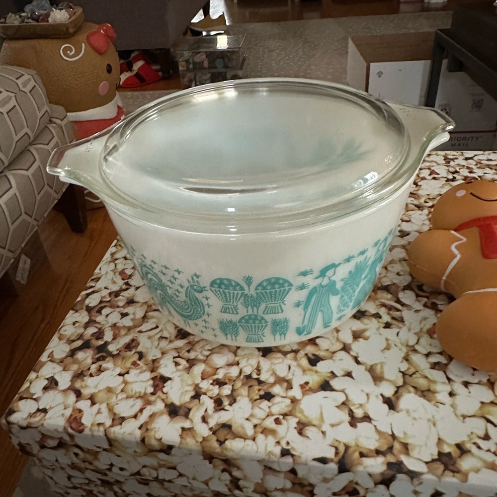 Pyrex Vintage Casserole Dish with Lid - White and Teal Cinderella